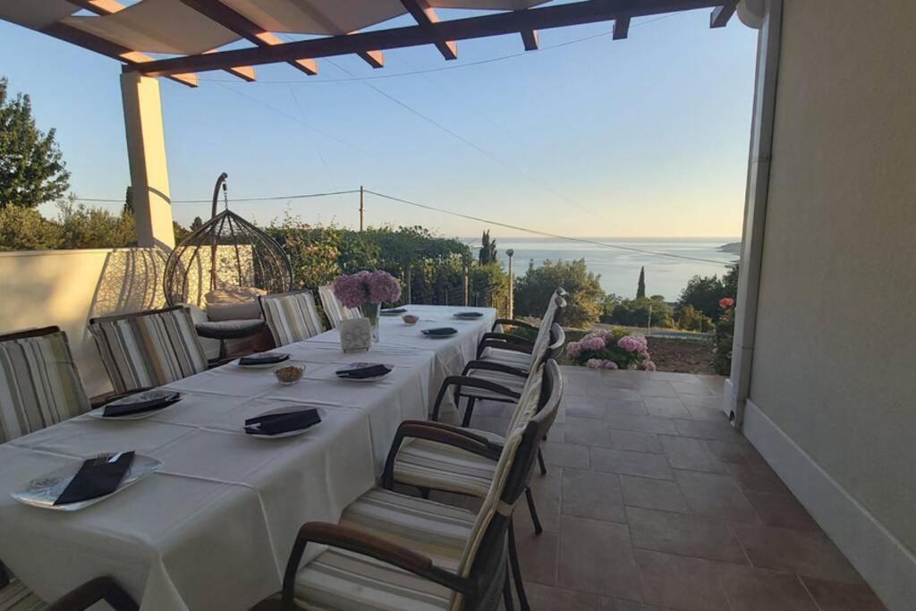 Villa Pergola -Apartment Roko Млини Екстериор снимка